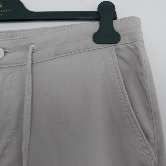 DL1961 96% Cotton Blend Stretch Grey Chino Men's Pants Size 34 NWT - Picture 2 of 9